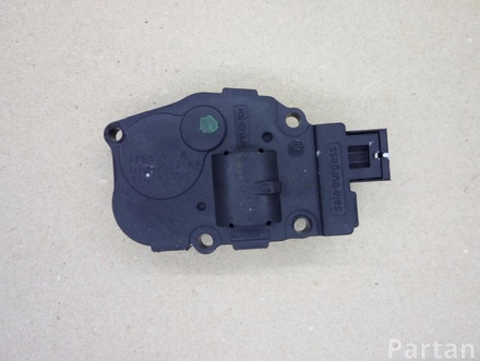 BMW 412650750 / 410475520 / 412650750410475520 3 (F30, F80) 2012 Motor de ajuste para regulación  de solapa