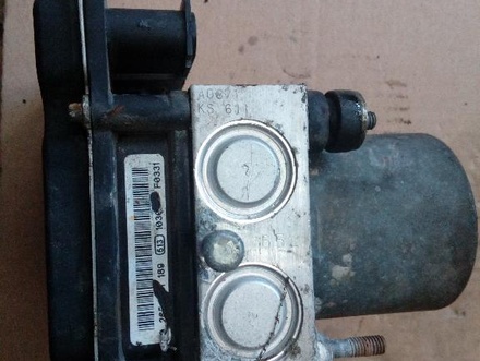 Mazda 0 265 235 618 / 0265235618 CX-7 (ER) 2008 Unité de commande hydraulique ABS