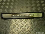 Kia 85876-1F000 / 858761F000 SPORTAGE (JE_, KM_) 2008 Door Sill Trim Right Rear