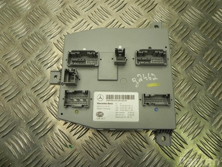 Mercedes-Benz A 205 900 39 13 / A2059003913 C-CLASS (W205) 2015 Body control module BCM FEM SAM BSI