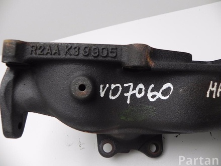 Mazda R2AA K39905 / R2AAK39905 3 (BL) 2010 Exhaust Manifold