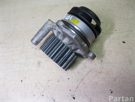 Audi 03L 121 019 / 03L121019 A4 (8K2, B8) 2010 Pompe à eau