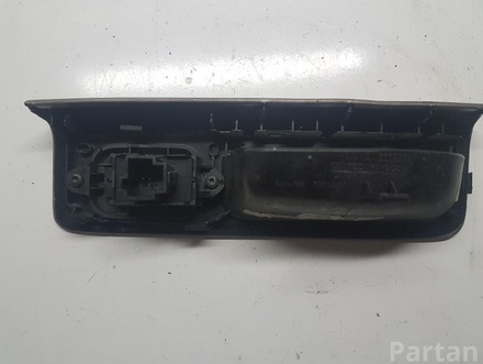 Volvo 8663819 V50 (MW) 2005 Switch for electric windows