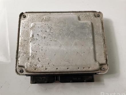 Škoda 045906019CE; 0281013179 / 045906019CE, 0281013179 FABIA II (542) 2008 Control unit for engine