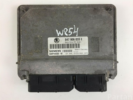 Škoda 047906033E FABIA I Combi (6Y5) 2007 Control unit for engine