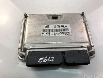 Škoda 045906019CE; 0281013179 / 045906019CE, 0281013179 FABIA II (542) 2009 Control unit for engine