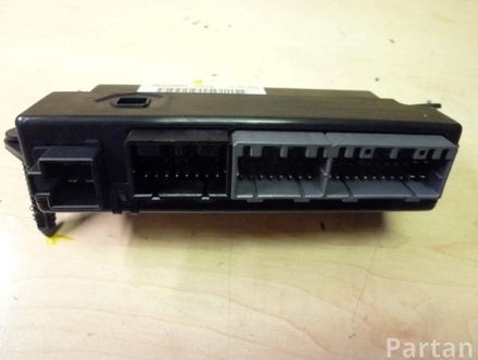 Chrysler P56038722A0 300 C (LX) 2008 control unit