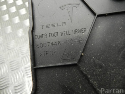 Tesla 6007717-00-C / 600771700C MODEL S 2015 Air vent