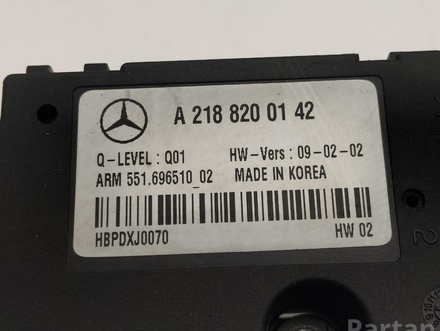 Mercedes-Benz A2188200142 CLS (C218) 2014 Motor de escotilla