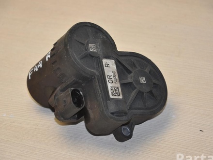 BMW 1543680 ; RIGHT / 1543680, RIGHT 2' F44 Gran Coupé 2021 Electric parking brake actuator