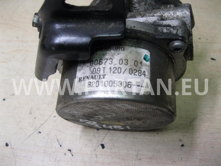 Nissan 8201005306 QASHQAI / QASHQAI +2 I (J10, JJ10) 2009 Вакуумный насос