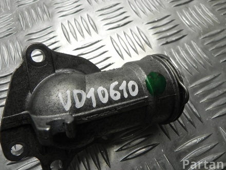 Mercedes-Benz A 642 200 02 15 / A6422000215 R-CLASS (W251, V251) 2007 Boîtier du thermostat