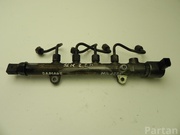 Mercedes-Benz A 651 070 04 95 / A6510700495 SLK (R172) 2014 Fuel rail