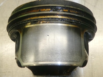 Volkswagen CAX GOLF VI (5K1) 2010 Piston