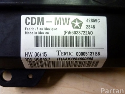 Chrysler P56038722A0 300 C (LX) 2008 control unit